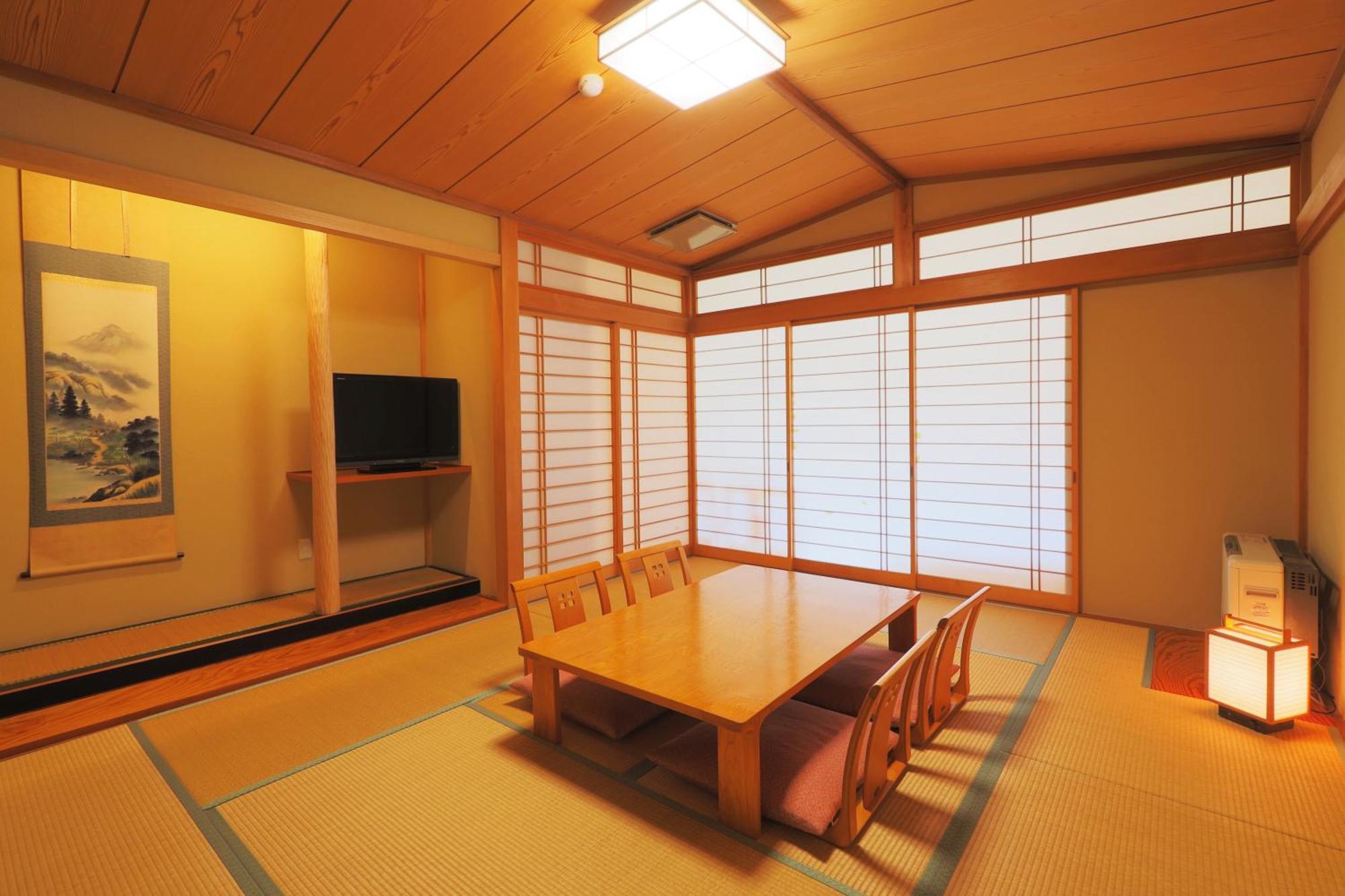 Hatago Tsubakiya Yamanakako Habitación foto