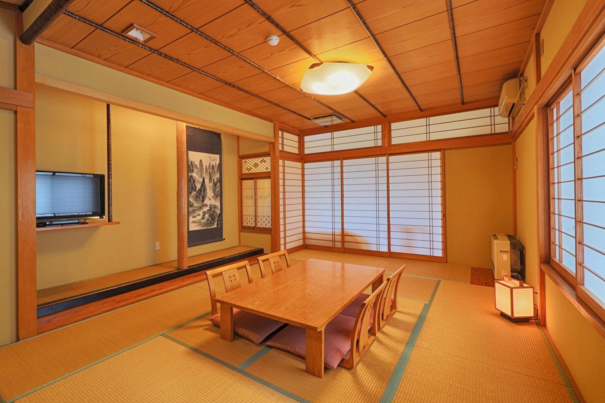 Hatago Tsubakiya Yamanakako Habitación foto